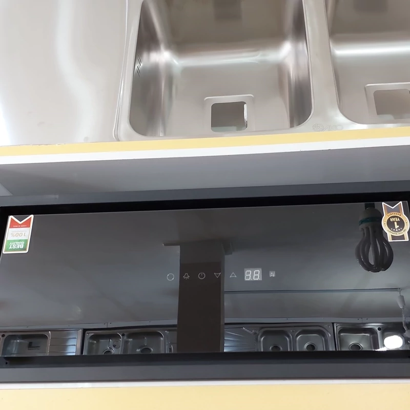 هود مخفی توربو فلزی کنترول دار لمسی سایز 80 (پس کرایه)